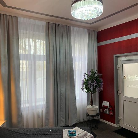 Exklusive Stadtwohnung Am Elbradweg: Best-Preis-Fewo Rathausblick 1 Fuer Max. 3 Pers. Inkl. Wlan, Prime Video & Self Check-In Wittenberge Ngoại thất bức ảnh