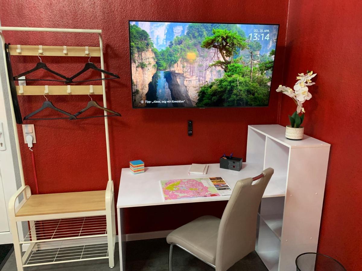 Exklusive Stadtwohnung Am Elbradweg: Best-Preis-Fewo Rathausblick 1 Fuer Max. 3 Pers. Inkl. Wlan, Prime Video & Self Check-In Wittenberge Ngoại thất bức ảnh