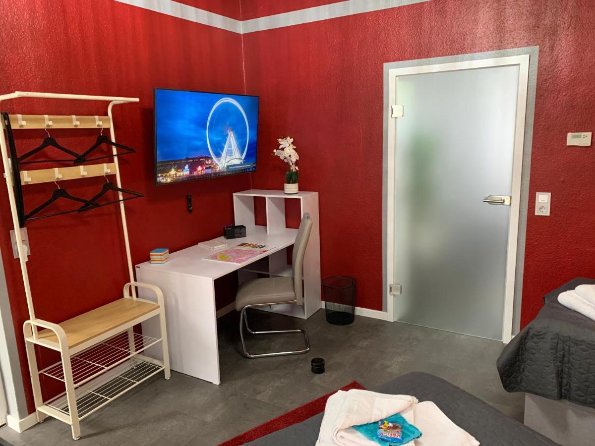 Exklusive Stadtwohnung Am Elbradweg: Best-Preis-Fewo Rathausblick 1 Fuer Max. 3 Pers. Inkl. Wlan, Prime Video & Self Check-In Wittenberge Ngoại thất bức ảnh